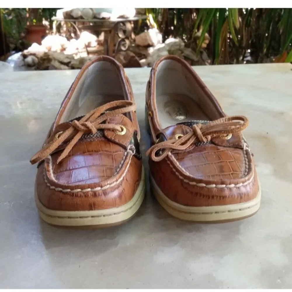Sperry topsider boat